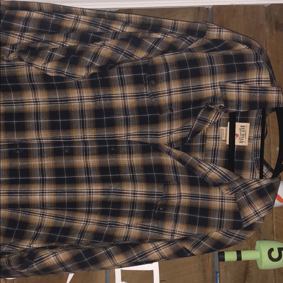 Button up flannel - Picture 1 of 3